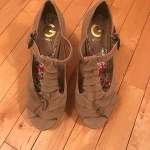 Guess size 8 heels